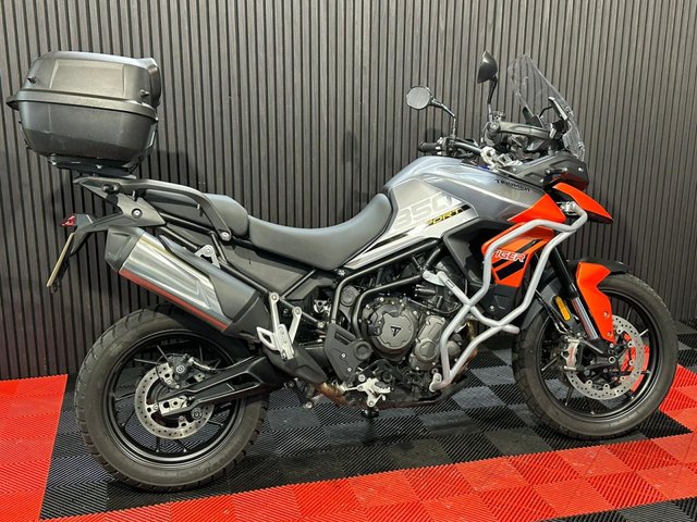 View our TRIUMPH Tiger Sport 850