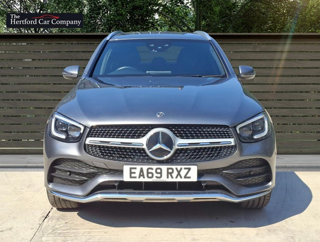 2019 Mercedes-Benz GLC thumbnail 3