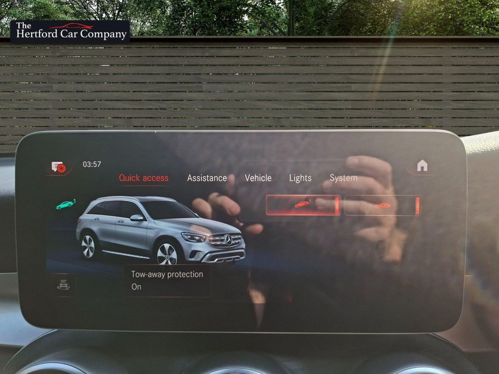 2019 Mercedes-Benz GLC thumbnail 22