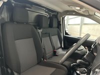 USED 2023 23 VAUXHALL VIVARO 1.5 TURBO D 100PS L2 LWB PRO - NO VAT 1 OWNER, HUGE SPEC, VERY CLEAN