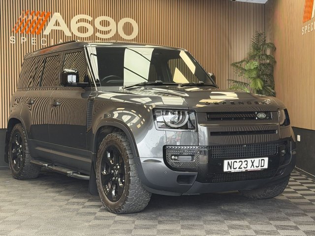 View our Land Rover Defender 3.0 D250 MHEV SE Hard Top SUV 5dr Diesel Auto 4WD MWB Euro 6 (s/s) (250 ps)