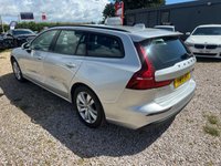USED 2019 19 VOLVO V60 2.0 D3 Momentum Plus Estate 5dr Diesel Manual Euro 6 (s/s) (150 ps) ULEZ COMPLIANT