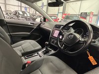 USED 2017 67 VOLKSWAGEN GOLF 1.6 TDI BlueMotion Tech SE Nav Hatchback 5dr Diesel Manual Euro 6 (s/s) (115 ps) **SALES NOW ON**