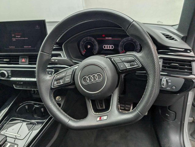USED 2020 70 AUDI A4 2.0 A4 Black Edition 35 TFSI MHEV Semi-Auto 4dr CLICK+COLLECT / HOME DELIVERY