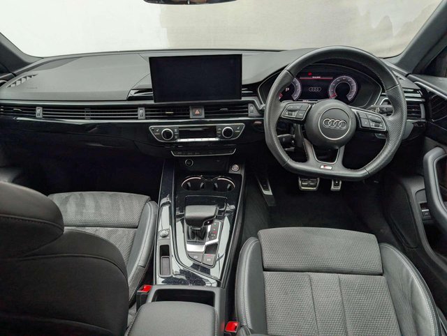 USED 2020 70 AUDI A4 2.0 A4 Black Edition 35 TFSI MHEV Semi-Auto 4dr CLICK+COLLECT / HOME DELIVERY
