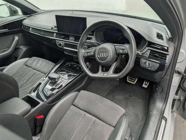 USED 2020 70 AUDI A4 2.0 A4 Black Edition 35 TFSI MHEV Semi-Auto 4dr CLICK+COLLECT / HOME DELIVERY