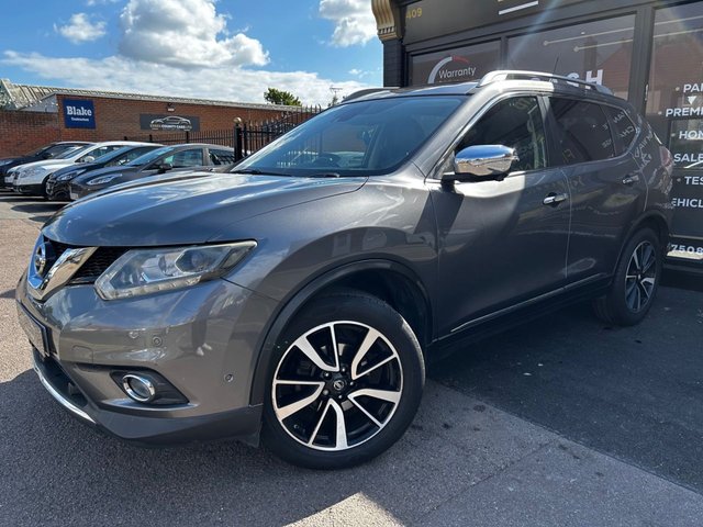 View our NISSAN X-TRAIL
