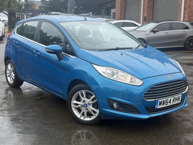 View our Ford Fiesta 1.0T EcoBoost Zetec Hatchback 5dr Petrol Powershift Euro 5 (100 ps)