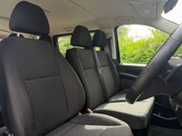 USED 2022 72 MERCEDES-BENZ EVITO 100kWh PRO Tourer Double Cab 5dr Electric Auto FWD L2 (9Seat) (204 ps) 