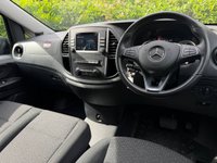 USED 2022 72 MERCEDES-BENZ EVITO 100kWh PRO Tourer Double Cab 5dr Electric Auto FWD L2 (9Seat) (204 ps) 