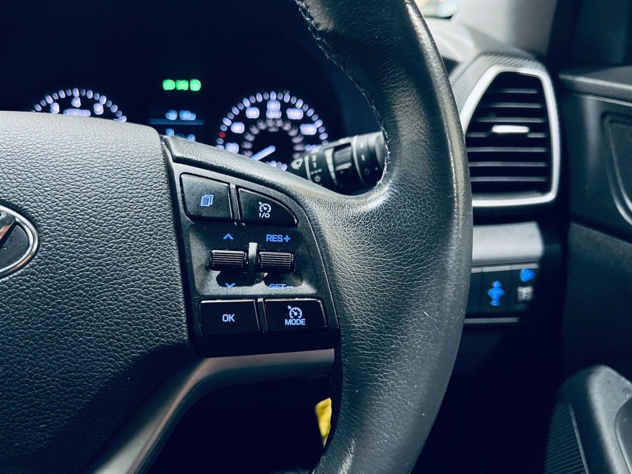 2019 Hyundai Tucson thumbnail 23