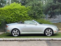 USED 2004 53 LEXUS SC 4.3 430 Convertible 2dr Petrol Automatic (287 g/km, 282 bhp) HEATED LEATHER, SAT NAV, 2 KEYS