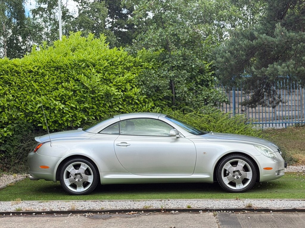 USED 2004 53 LEXUS SC 4.3 430 Convertible 2dr Petrol Automatic (287 g/km, 282 bhp) HEATED LEATHER, SAT NAV, 2 KEYS
