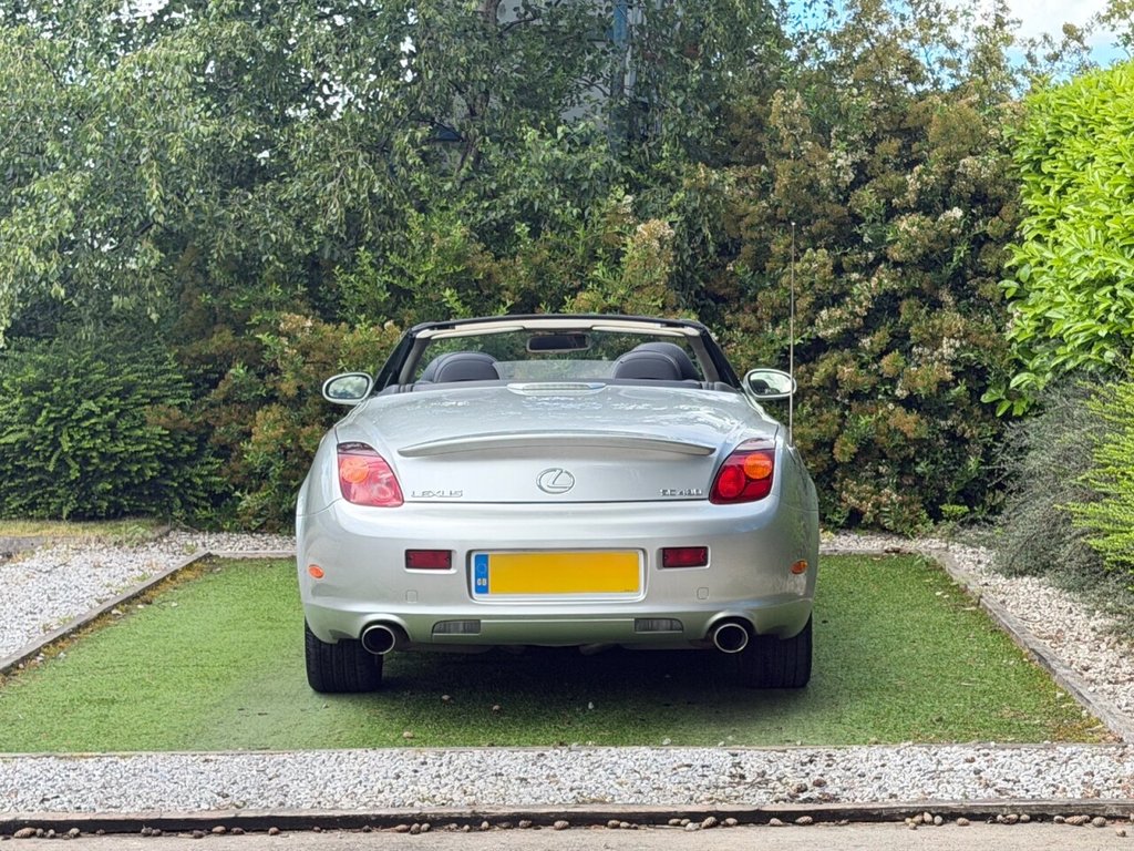 USED 2004 53 LEXUS SC 4.3 430 Convertible 2dr Petrol Automatic (287 g/km, 282 bhp) HEATED LEATHER, SAT NAV, 2 KEYS