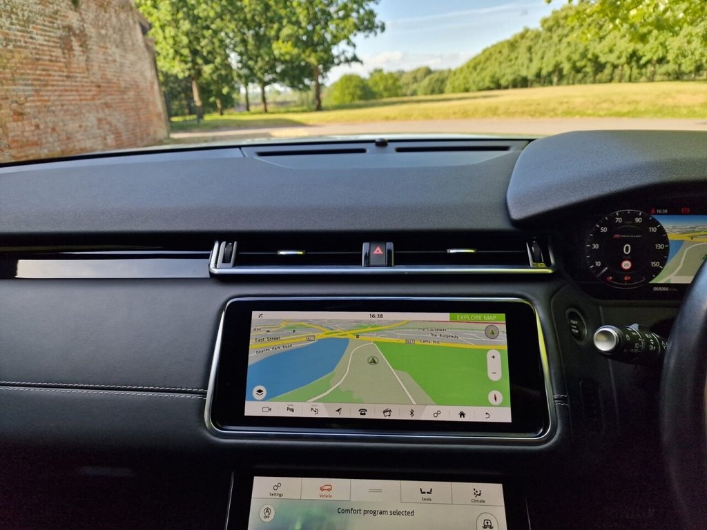 USED 2019 19 LAND ROVER RANGE ROVER VELAR 2.0 D240 R-Dynamic SE SUV 5dr Diesel Auto 4WD Euro 6 (s/s) (240 ps) FINANCE AVAILABLE