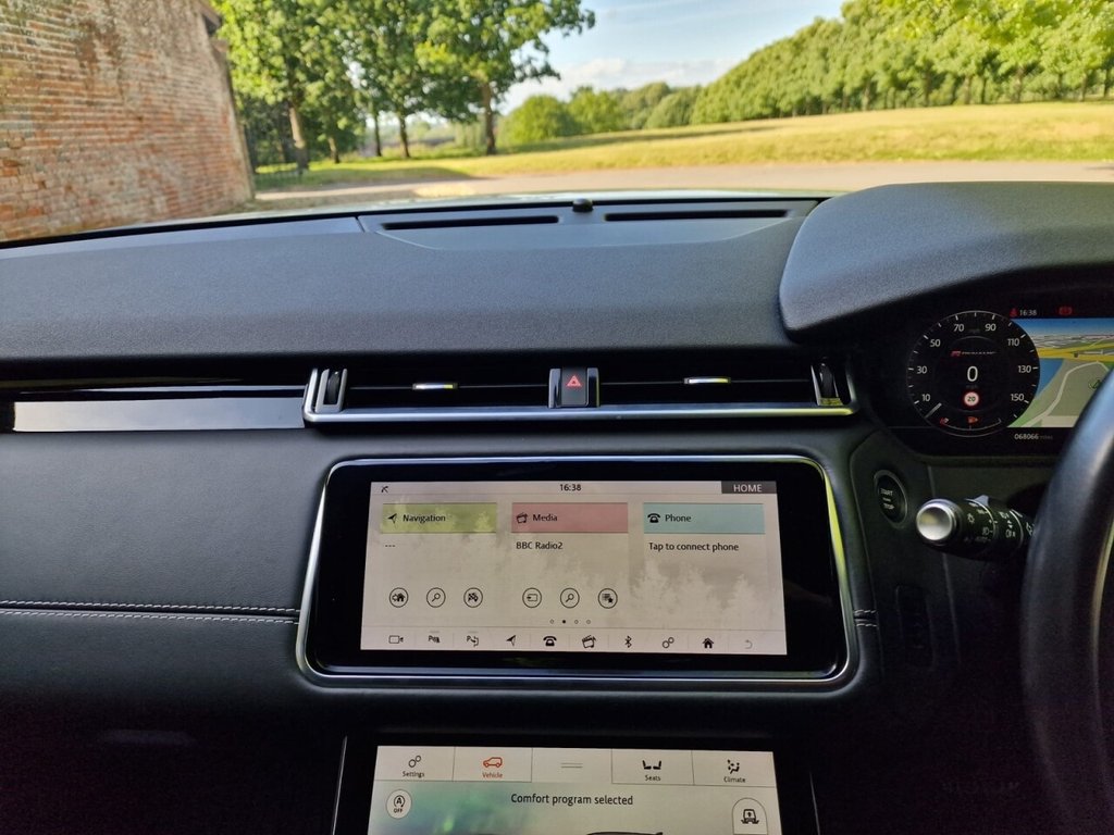 USED 2019 19 LAND ROVER RANGE ROVER VELAR 2.0 D240 R-Dynamic SE SUV 5dr Diesel Auto 4WD Euro 6 (s/s) (240 ps) FINANCE AVAILABLE