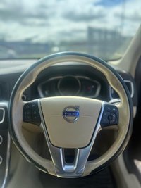 USED 2015 65 VOLVO V60 1.6 D2 SE Lux Powershift Euro 5 (s/s) 5dr 12 VOLVO SERVICES/ 1 OWNER