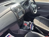USED 2017 66 DACIA SANDERO STEPWAY 1.5 dCi Laureate Hatchback 5dr Diesel Manual Euro 6 (s/s) (90 ps) 