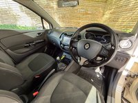 USED 2014 64 RENAULT CAPTUR 1.5 dCi ENERGY Dynamique MediaNav SUV 5dr Diesel Manual Euro 5 (s/s) (90 ps) 12 MONTHS AA, FRESH SERVICE