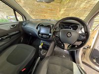 USED 2014 64 RENAULT CAPTUR 1.5 dCi ENERGY Dynamique MediaNav SUV 5dr Diesel Manual Euro 5 (s/s) (90 ps) 12 MONTHS AA, FRESH SERVICE