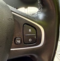 USED 2017 17 RENAULT CAPTUR 1.2 TCe ENERGY Signature X Nav SUV 5dr Petrol Manual Euro 6 (s/s) (120 ps) Low Mileage, Full Service History