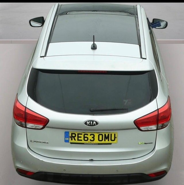 View our KIA CARENS