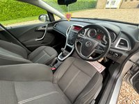 USED 2013 62 VAUXHALL ASTRA 1.6 16V SRi Sports Tourer 5dr Petrol Manual Euro 5 (115 ps) 80268 miles