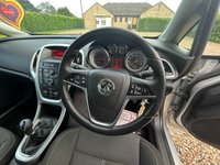 USED 2013 62 VAUXHALL ASTRA 1.6 16V SRi Sports Tourer 5dr Petrol Manual Euro 5 (115 ps) 80268 miles
