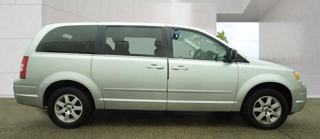 View our CHRYSLER GRAND VOYAGER