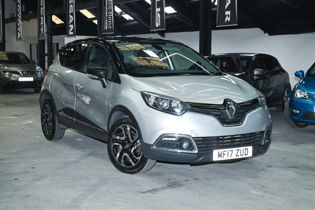 View our RENAULT CAPTUR