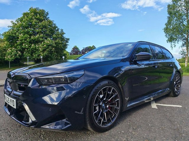 View our BMW M5 4.4 22.1kWh Touring 5dr Petrol Plug-in Hybrid Steptronic xDrive Euro 6 (s/s) (727 ps)