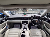 USED 2017 06 PORSCHE PANAMERA 3.0 V6 Saloon 5dr Petrol PDK Euro 6 (s/s) (330 ps) 