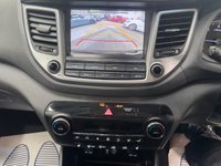 USED 2018 67 HYUNDAI TUCSON 1.7 CRDi Blue Drive SE Nav SUV 5dr Diesel DCT Euro 6 (s/s) (141 ps) 