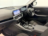 USED 2021 21 BMW 3 SERIES TOURING 330e 12kWh SE PRO PLUG-IN HYBRID AUTO 292 BHP + SAT NAV + REAR CAMERA SIX MONTH WARRANTY JULY 2027 MOT