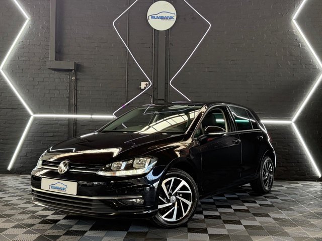 View our Volkswagen Golf 1.6 TDI Match Hatchback 5dr Diesel Manual Euro 6 (s/s) (115 ps)