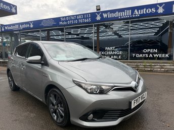 2017 TOYOTA AURIS