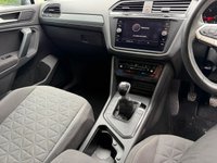 USED 2022 22 VOLKSWAGEN TIGUAN 2.0 TDI Life SUV 5dr  1 Owner, Sat Nav, CarPlay