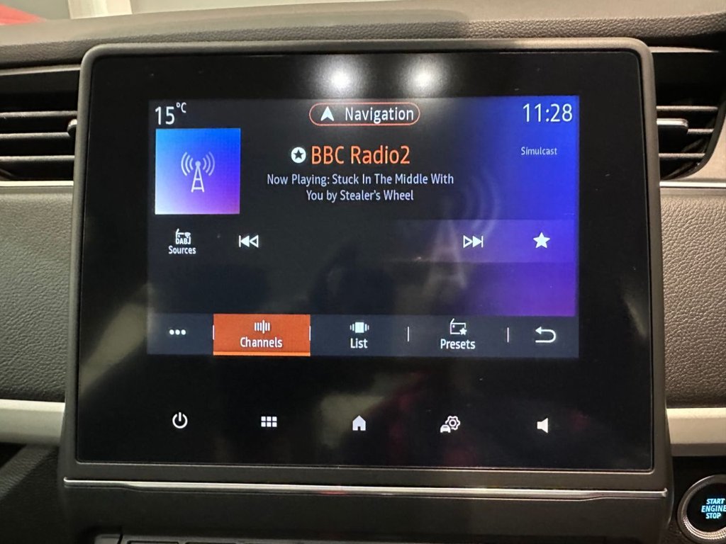 USED 2021 71 RENAULT ZOE R110 EV50 52kWh Iconic Hatchback 5dr Electric Auto (Rapid Charge) (107 bhp) 3 SERVICE VISITS