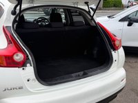 USED 2012 61 NISSAN JUKE 1.6 Acenta Premium SUV 5dr Petrol Manual Euro 5 (s/s) (117 ps) IDEALY FAMILY SUV. CLEAN CONDITION THROUGHOUT. COMES WITH A FULL SERVICE HISTORY/ FRESH SERVICE AND NEW MOT. FINISHED INA SOLID WHITE COLOUR. SPEC INCLUDES ALLOY WHEELS, CLOTH INTERIOR, CD/ RADIO, A/C, ISOFIX, ELECTRIC WINDOWS/ MIRRORS, REMOTE LOCKING + 3 MONTHS WARRANTY + 12 MONTHS AA BREAKDOWN COVER INCLUDED