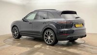 USED 2022 72 PORSCHE CAYENNE 3.0 V6 E-Hybrid 17.9kWh SUV 5dr Petrol Plug-in Hybrid TiptronicS 4WD Euro 6 (s/s) (3.6kW Charger) (462 ps) 8.9% APR FINANCE RATES