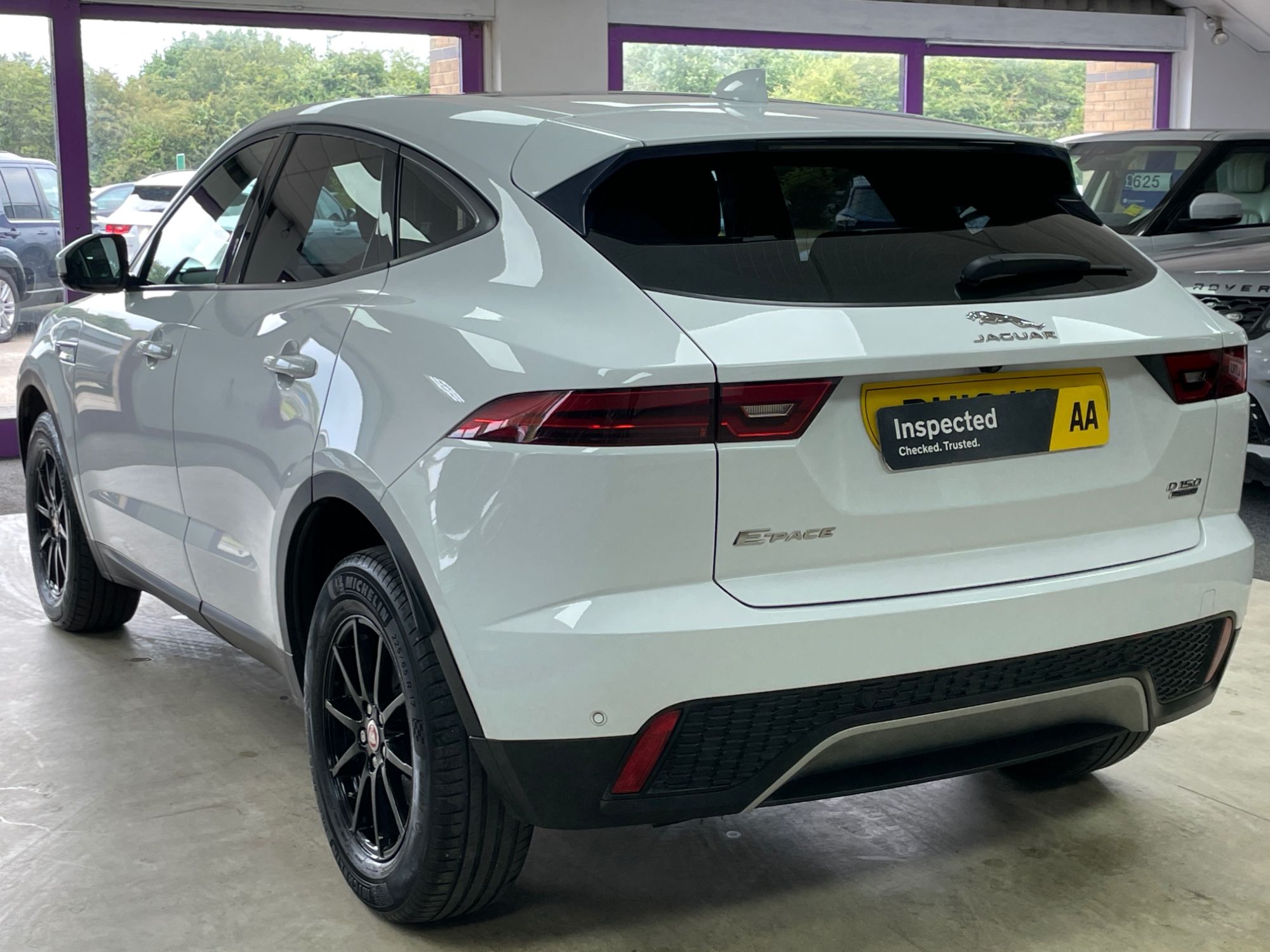 USED 2018 18 JAGUAR E-PACE 2.0 D150 SUV 5dr Diesel Auto AWD Euro 6 (s/s) (150 ps) 