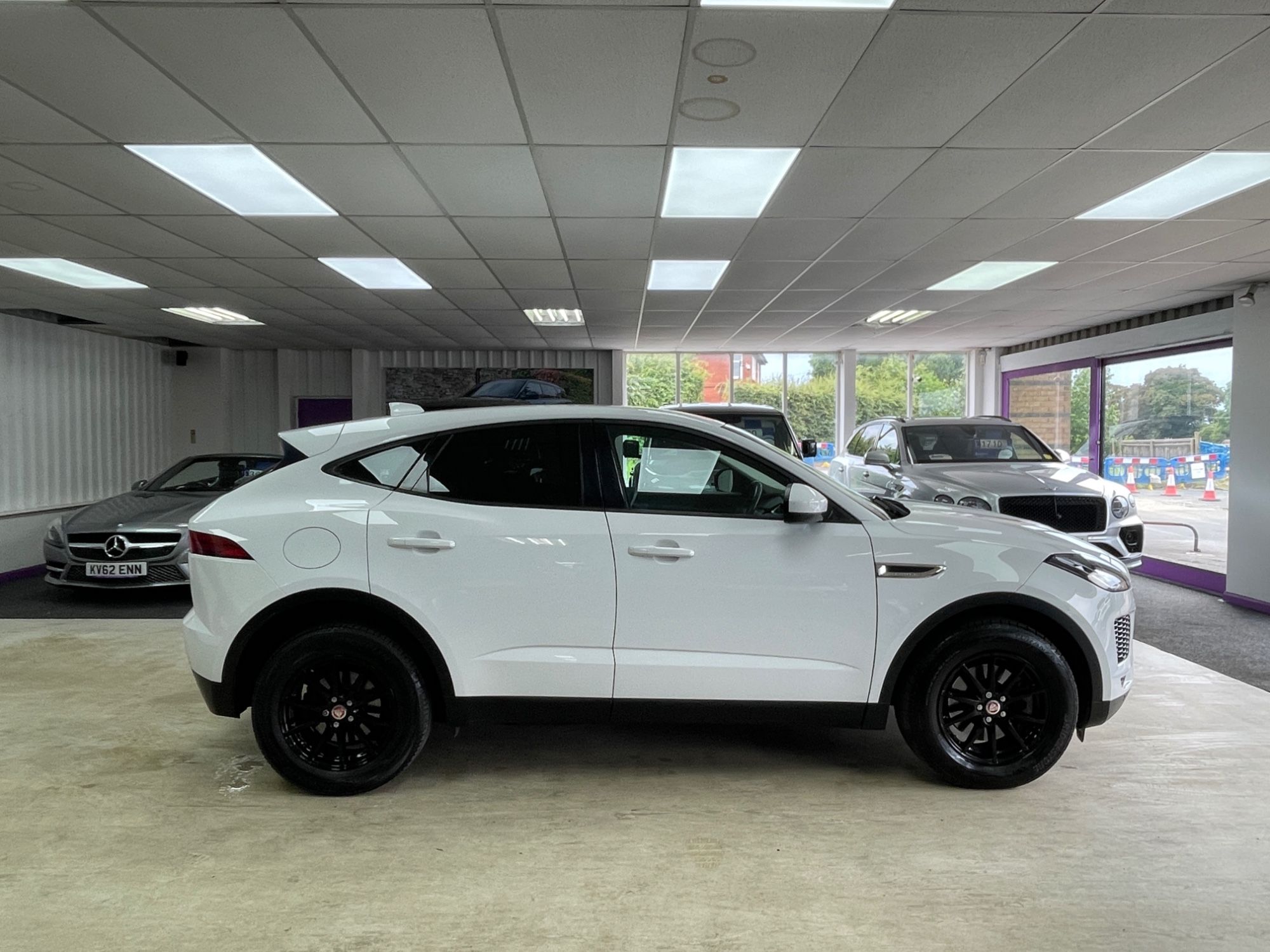 USED 2018 18 JAGUAR E-PACE 2.0 D150 SUV 5dr Diesel Auto AWD Euro 6 (s/s) (150 ps) 
