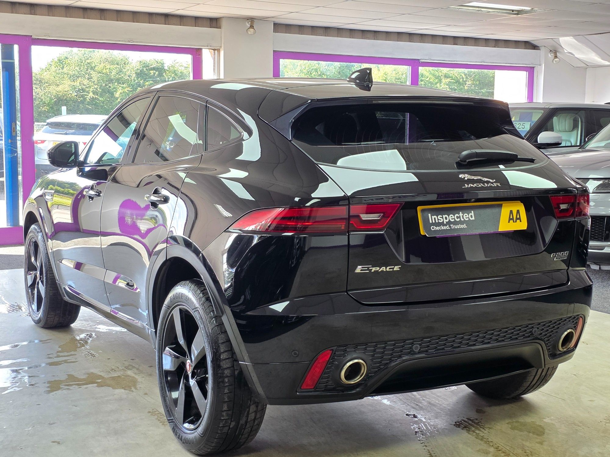 USED 2019 69 JAGUAR E-PACE 2.0 P200 R-Dynamic S SUV 5dr Petrol Auto AWD Euro 6 (s/s) (200 ps) 