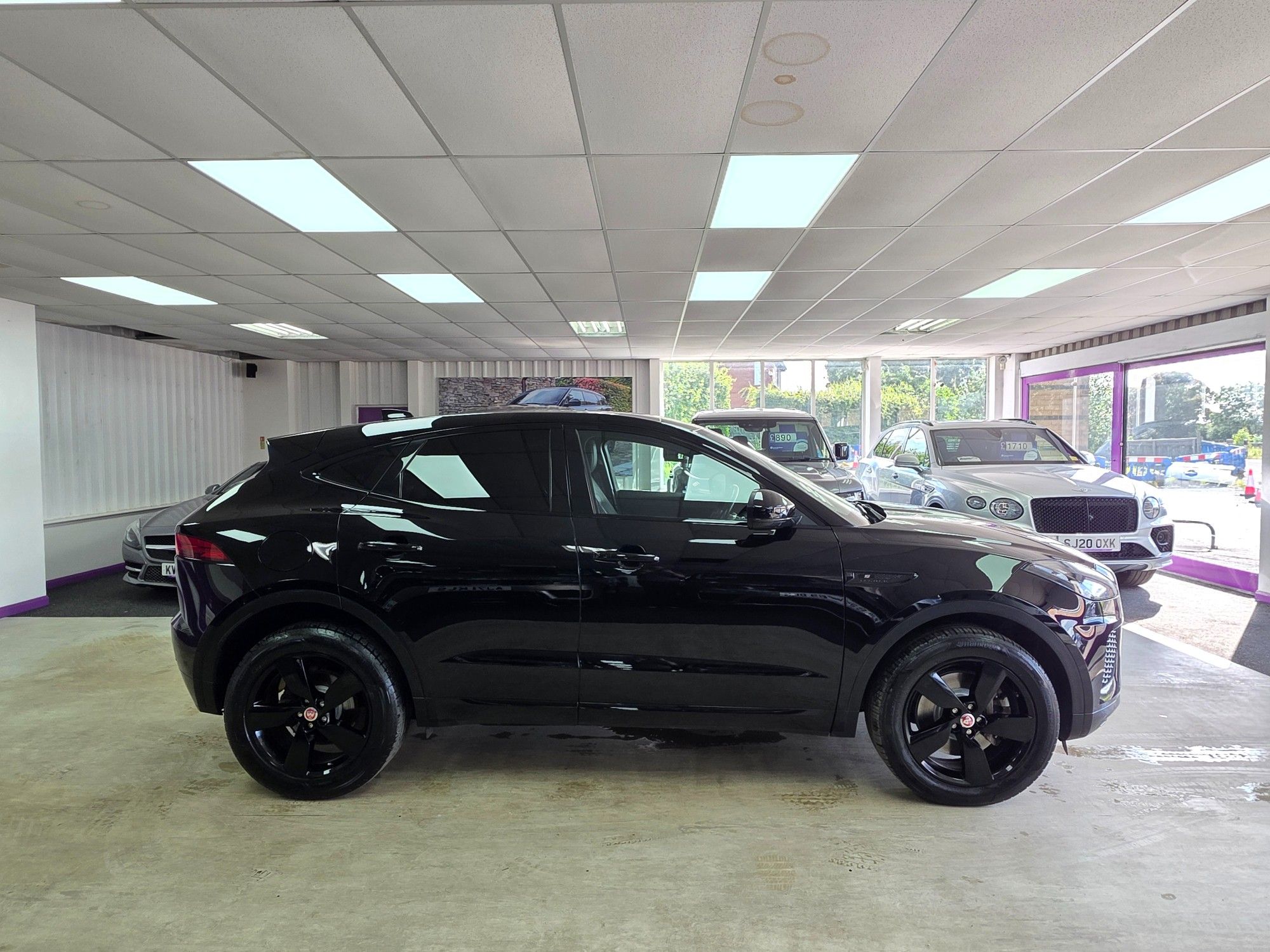 USED 2019 69 JAGUAR E-PACE 2.0 P200 R-Dynamic S SUV 5dr Petrol Auto AWD Euro 6 (s/s) (200 ps) 