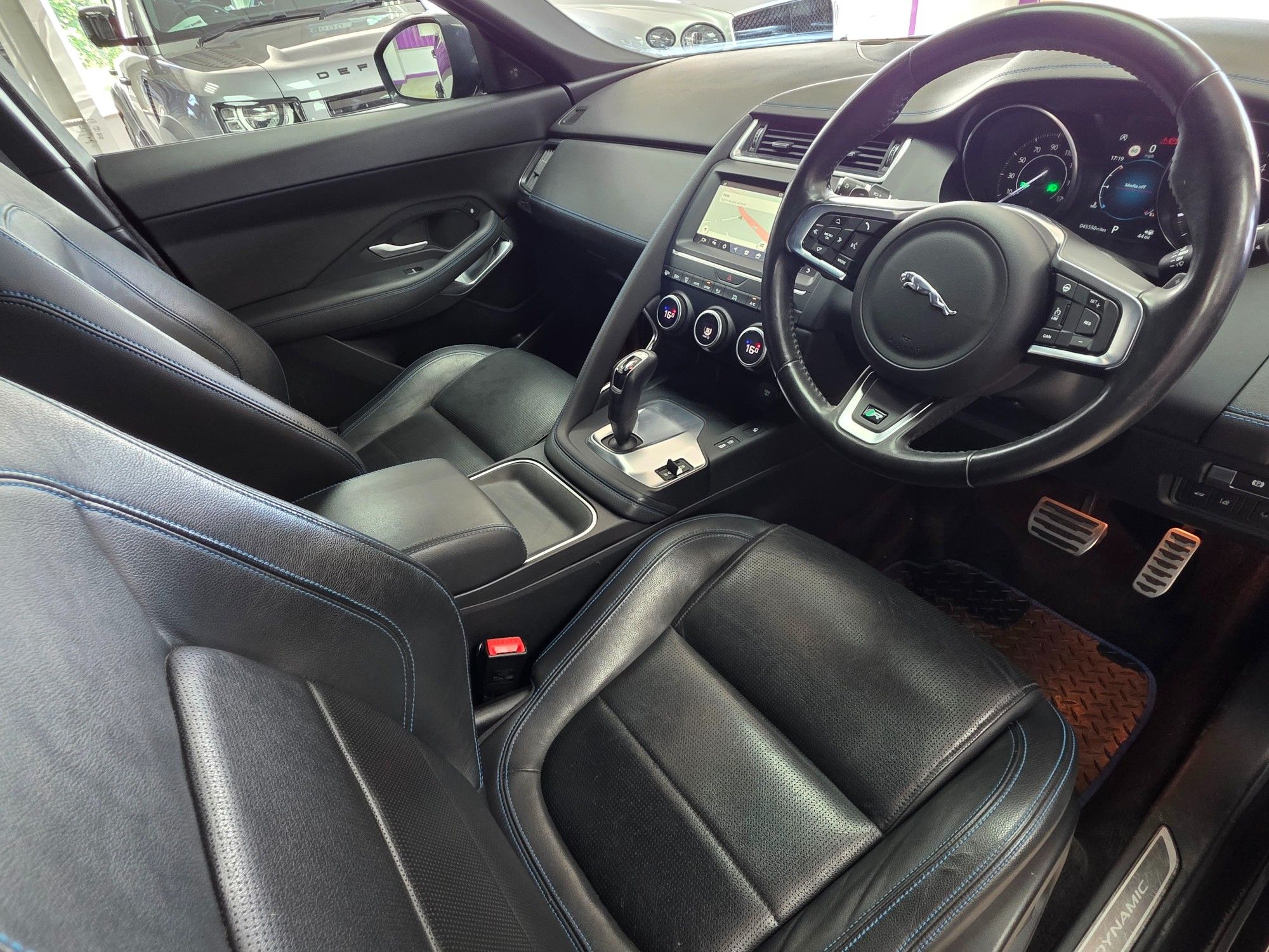 USED 2019 69 JAGUAR E-PACE 2.0 P200 R-Dynamic S SUV 5dr Petrol Auto AWD Euro 6 (s/s) (200 ps) 