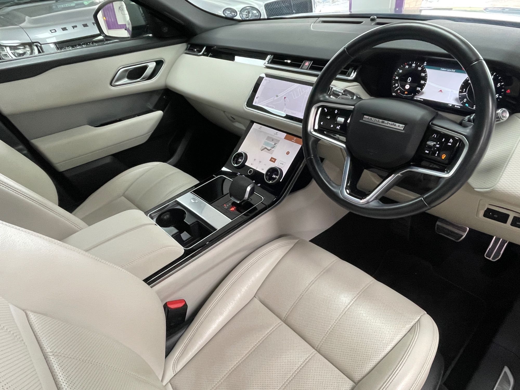USED 2022 22 LAND ROVER RANGE ROVER VELAR 2.0 P250 R-Dynamic SE SUV 5dr Petrol Auto 4WD Euro 6 (s/s) (249 ps) 