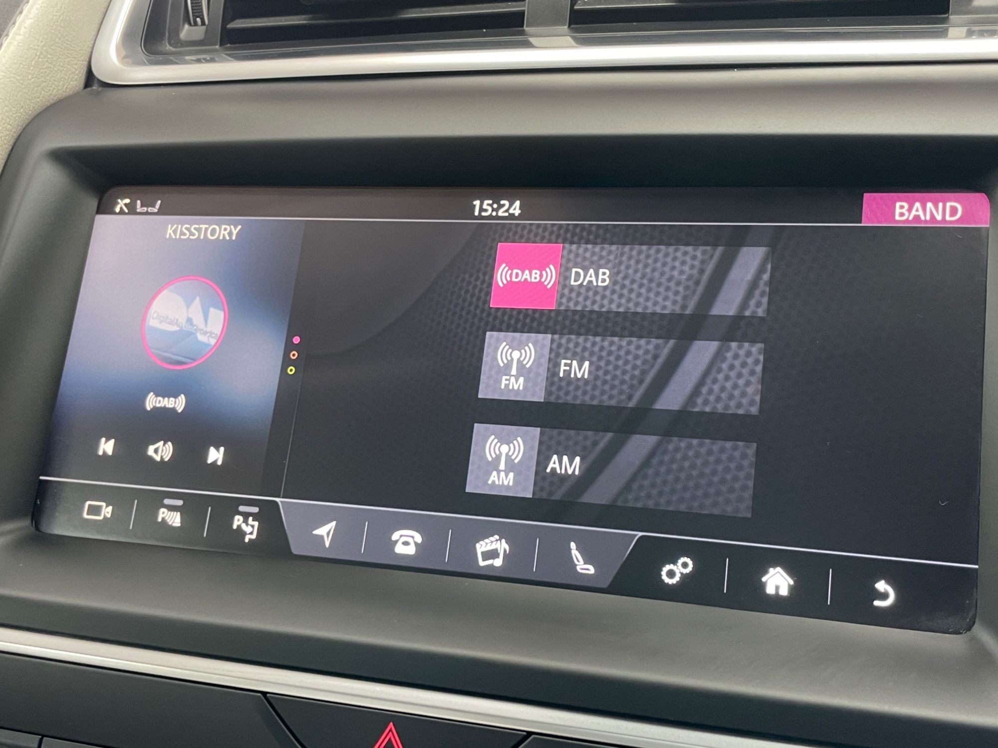 USED 2019 19 JAGUAR E-PACE 2.0 D180 R-Dynamic HSE SUV 5dr Diesel Auto AWD Euro 6 (s/s) (180 ps) 