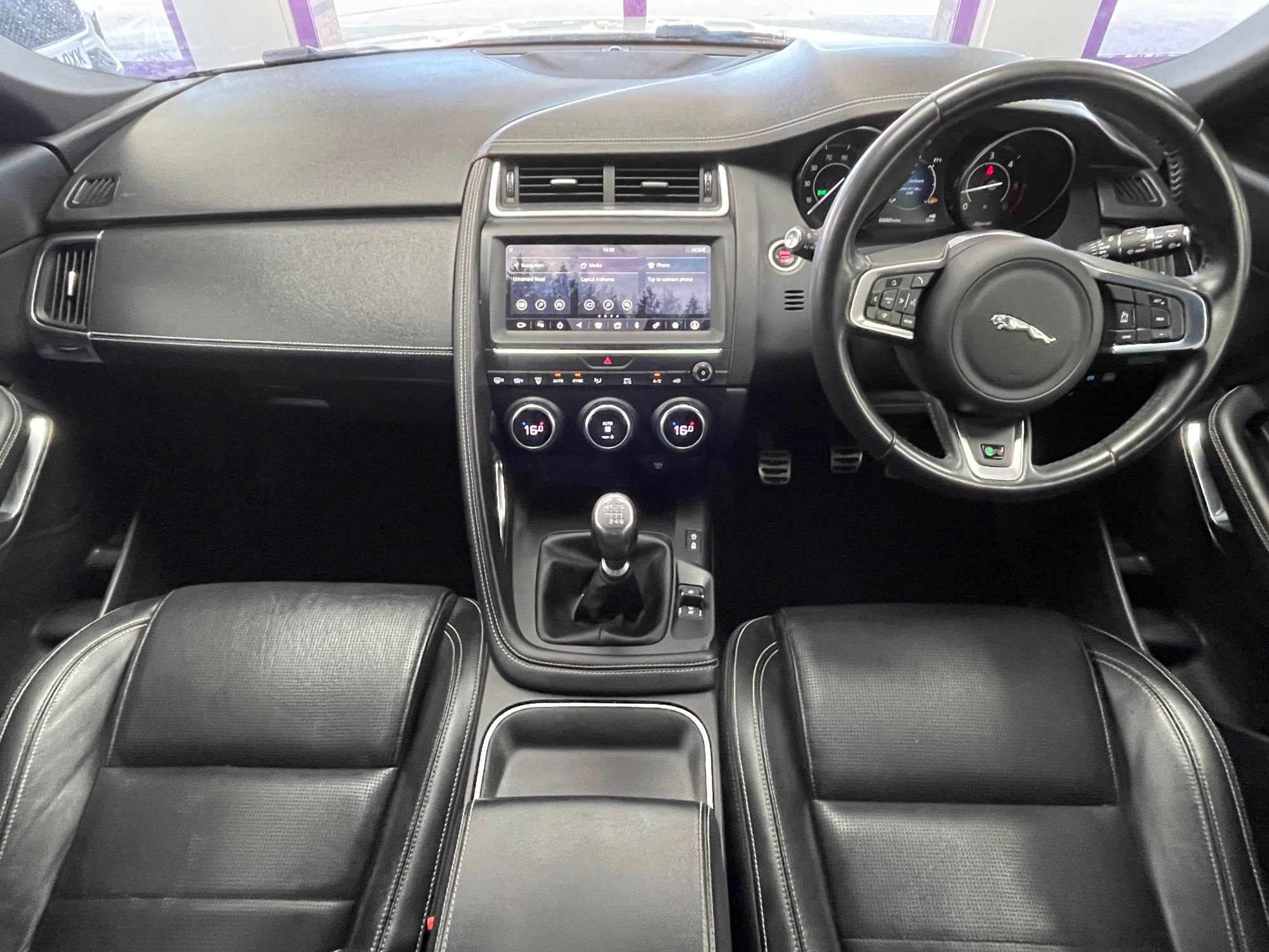 2019 Jaguar E-Pace thumbnail 2