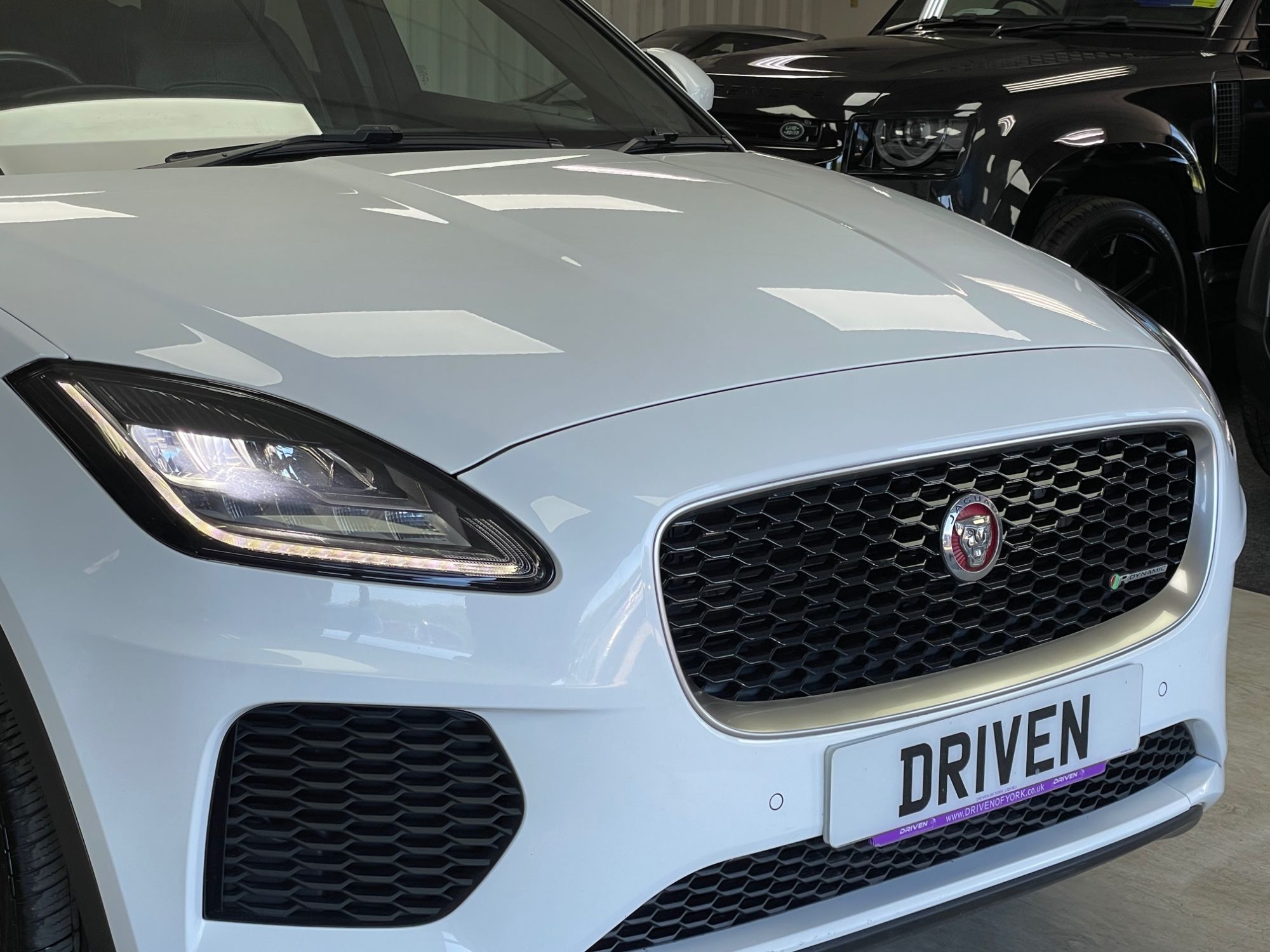 2019 Jaguar E-Pace thumbnail 3