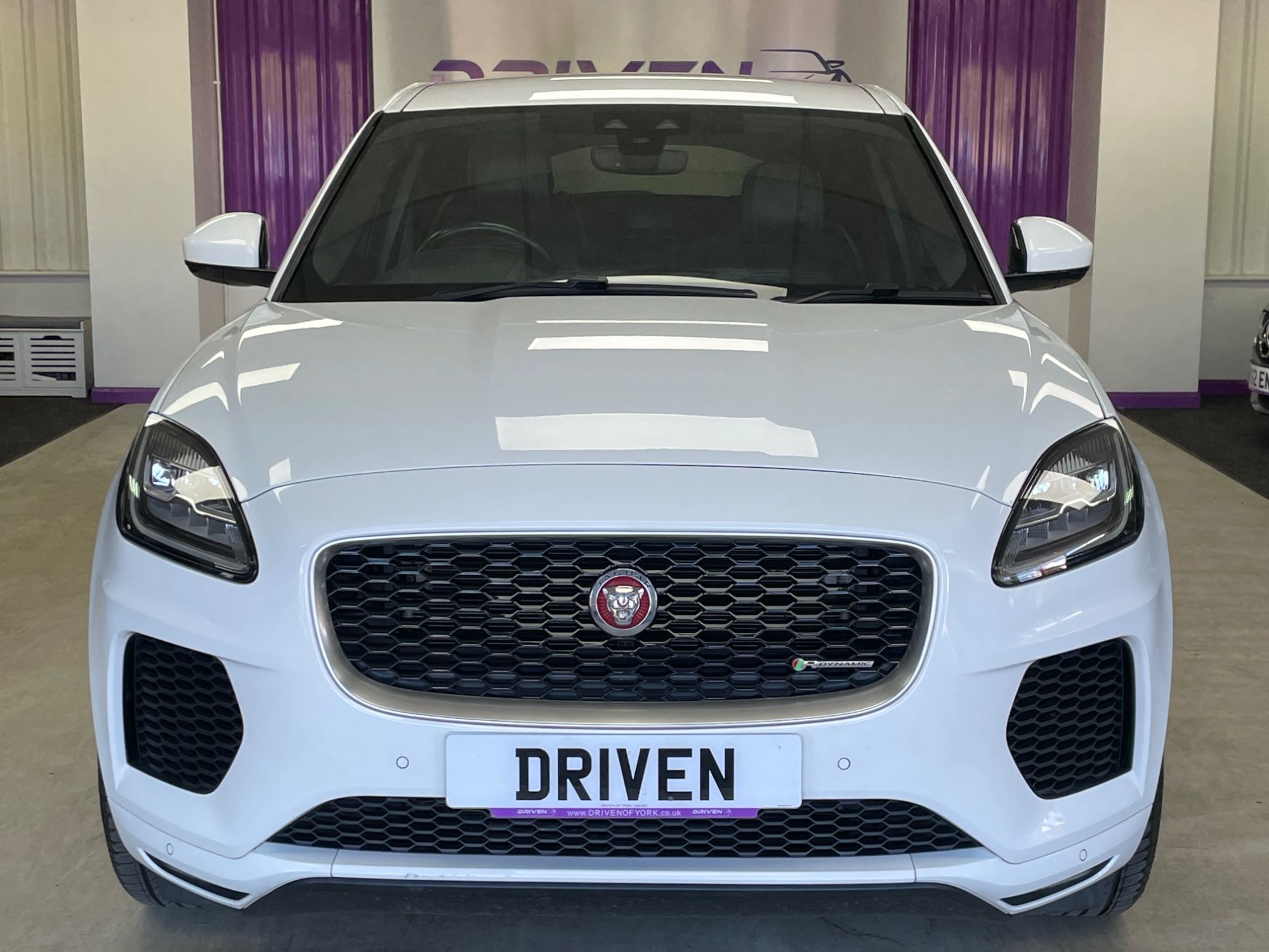 2019 Jaguar E-Pace thumbnail 7